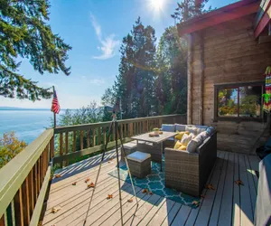 Photo 3 - Oceanview Serenity: A Modern Cabin Between the Sea and Forest