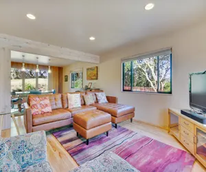 Photo 3 - Healdsburg Home with Magnificent Vineyard View