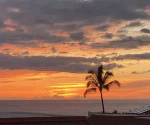 Photo 5 - OUTSTANDING OCEANFRONT STUDIO - KONA ISLANDER INN CONDOS