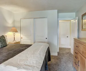 Photo 4 - Bridge End 1 Bedroom + Den Condo #208