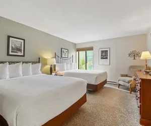 Photo 3 - Bridge End Hotel Style Room with 2 Beds  #106A