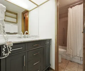 Photo 3 - Village Square Hotel Style Room with 2 Beds  #435