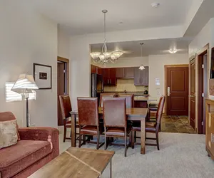 Photo 2 - Cirque 2 Bedroom Condo #114