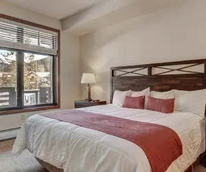 Photo 4 - Cirque 1 Bedroom + Den Condo #110