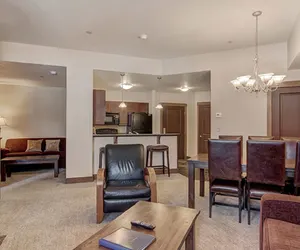 Photo 5 - Cirque 1 Bedroom + Den Condo #110