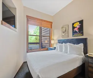 Photo 5 - Copper One 1 Bedroom Condo #211