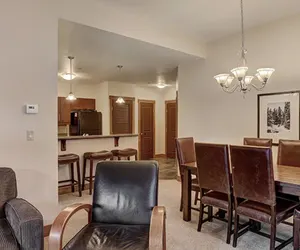 Photo 2 - Cirque 2 Bedroom Condo #104