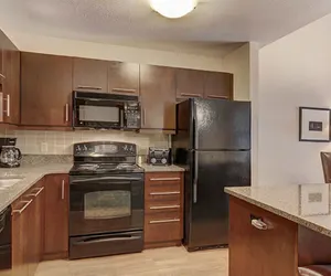 Photo 4 - Cirque 2 Bedroom Condo #216