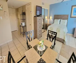 Photo 5 - Great Pool * Beach Access * Small Family Perfect