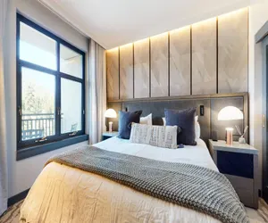 Photo 3 - Village Monache 416 Modern Pet-Friendly Hotel Apt, Prime Location for Dining at the Village