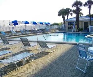 Photo 4 - Sea Oats 606 is a Gorgeous Gulf Front 3 BR - with Free Beach Service for 4