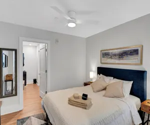 Photo 4 - Cozy Queen Loft in Heart of Downtown Cincinnati