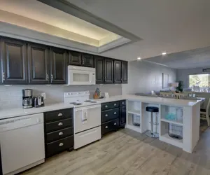 Photo 4 - 528 El Matador