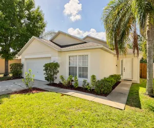 Photo 3 - Arler House - Amazing 4 Bed 3 Bath - Private Pool