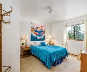 Photo 4 - The Happy Place - Mountain Views and Amenities Galore