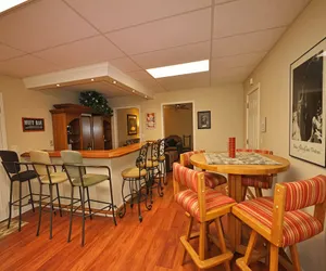 Photo 2 - Yosemite Villa - Only 0.3 Miles from Lake Lodge Beach and Playground