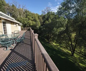 Photo 3 - Yosemite Villa - Only 0.3 Miles from Lake Lodge Beach and Playground