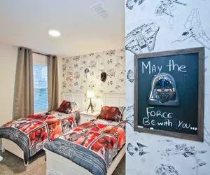 Photo 5 - Storey Lake 7 Bedroom With Extra Large Bedrooms!
