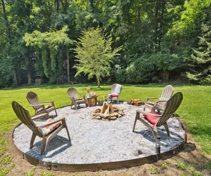 Photo 2 - Twin Ponds Retreat-Pond/Hot Tub-Can Sleep 1-12 persons