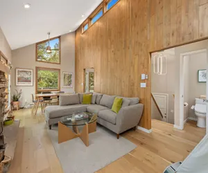 Photo 2 - Cliffview Luxury Vacation Rental at Windcliff