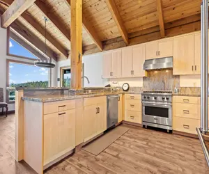 Photo 5 - AMAZING VIEWS- MODERN HOME- SH #14