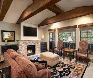 Photo 2 - Two Bedroom Suite