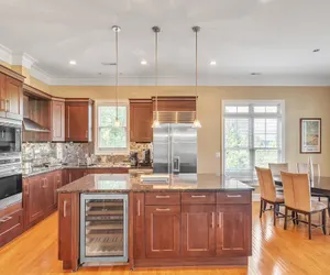 Photo 4 - Spacious Home with 4 Master Suites in Quiet Community