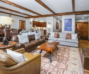 Photo 5 - Bearpaw D1