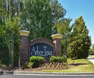 Photo 3 - 521 Arbor Trace