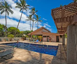 Photo 5 - Kihei Akahi D-210