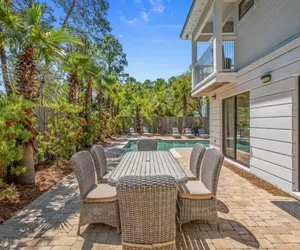 Photo 3 - 6BR & 2 bonus rooms | Private Pool & Golf Cart | Walk to Seaside!