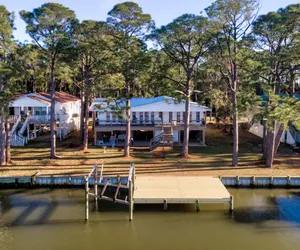 Photo 2 - Bayfront Bungalow - 1426 Cadillac