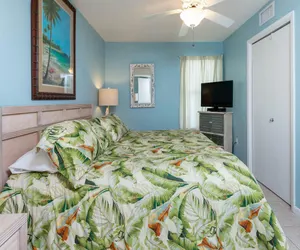 Photo 5 - Phoenix VII - 1 Bed 1 Bath Gulf Front Low Sleeps 4