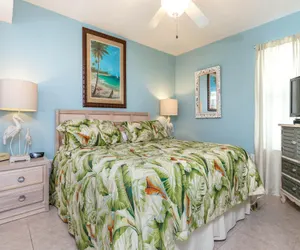 Photo 4 - Phoenix VII - 1 Bed 1 Bath Gulf Front Low Sleeps 4