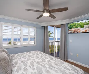 Photo 4 - Beach Villas 202 Gulf-View: Beachfront, Pool, Walk Times Sq