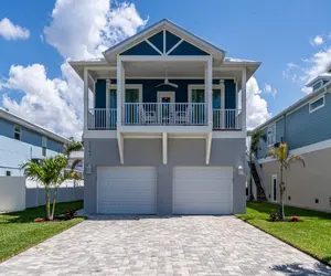 Photo 3 - 5541 Pool Oasis: Spacious Home, Balconies, Pet-Friendly
