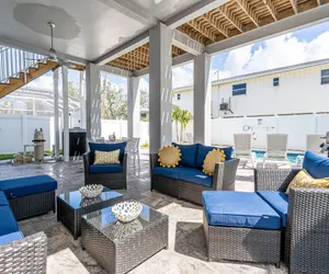 Photo 2 - 5541 Pool Oasis: Spacious Home, Balconies, Pet-Friendly