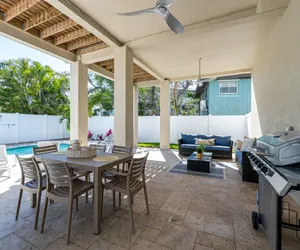 Photo 3 - 5545 New 4BR Oasis: Walk to Beach, Pool, Pet-Friendly!