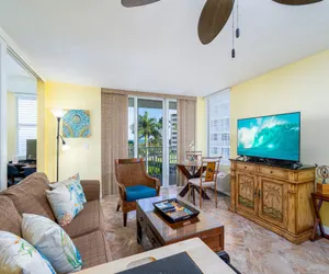 Photo 5 - Estero Beach 305B Gulf View Paradise: Beachfront, Pool