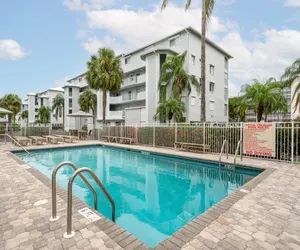 Photo 2 - 654 Casa Marina Waterside Condo w/ Pool, Lanai & Walk to Beach