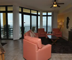 Photo 2 - Phoenix West II - 3 Bed 4 Bath Gulf Front Low Sleeps 8