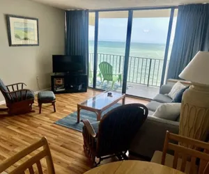 Photo 4 - ROYAL GARDEN RESORT 904