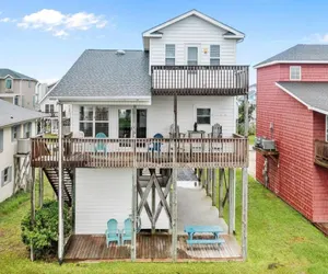 Photo 2 - Life of Sea-Renity / 112 Burlington Street