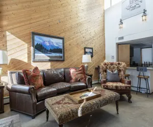 Photo 3 - Park Avenue 267