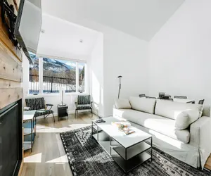 Photo 2 - Three Kings 80