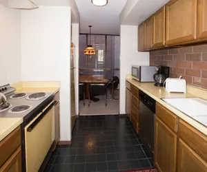 Photo 4 - Park Avenue 314