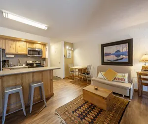 Photo 3 - Park Avenue 297