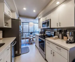 Photo 2 - Park Avenue 296