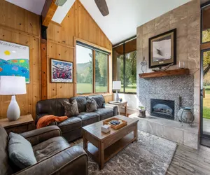 Photo 4 - Park Avenue 236