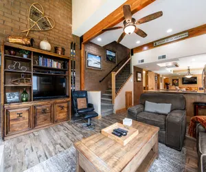 Photo 3 - Park Avenue 236